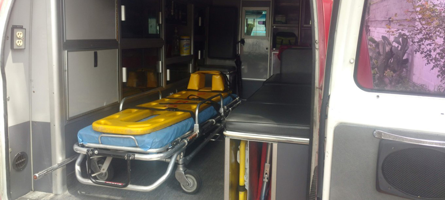 Star Red Ambulance  | Tel: 55.49.83.01.64 - 55.49.83.06.01